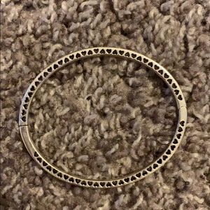 Pandora bangle with open/closure size 2